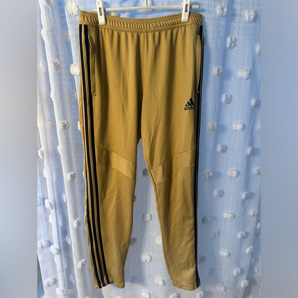 Men’s adidas tiro pants